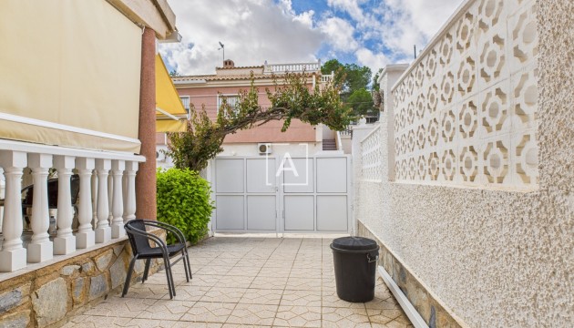 Wiederverkauf - Stadthaus - Pinar de Campoverde