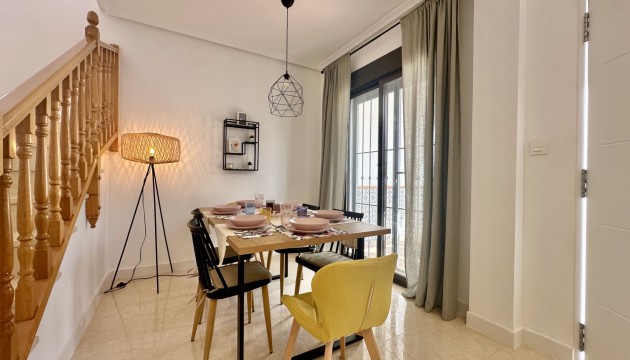 Reventa - Adosado - San Miguel de Salinas