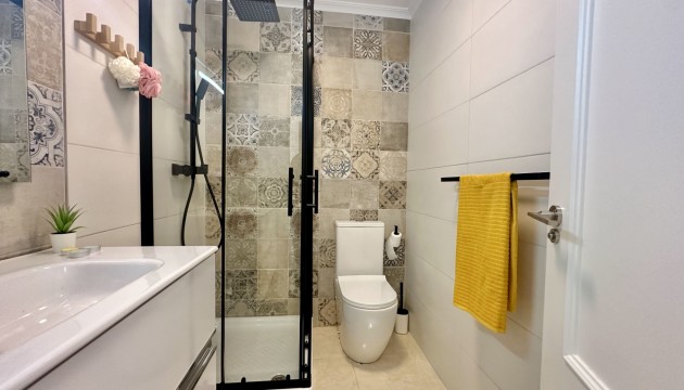 Reventa - Adosado - San Miguel de Salinas