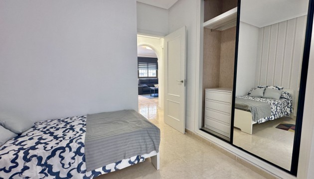 Reventa - Adosado - San Miguel de Salinas