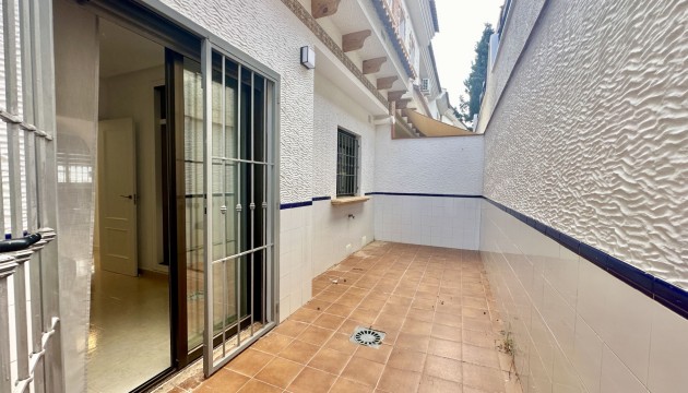 Reventa - Adosado - San Miguel de Salinas