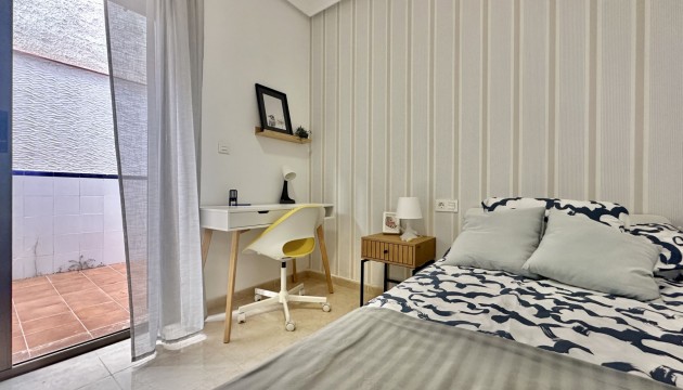 Reventa - Adosado - San Miguel de Salinas