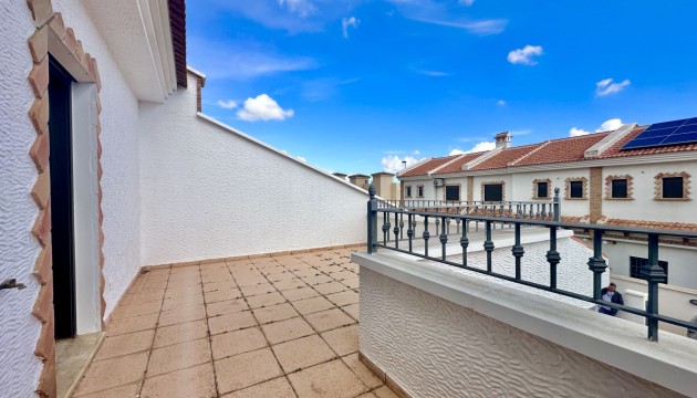 Reventa - Adosado - San Miguel de Salinas