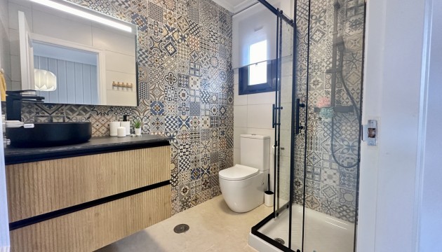 Reventa - Adosado - San Miguel de Salinas