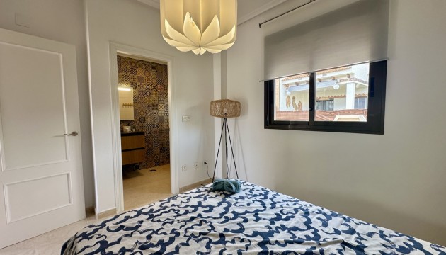 Reventa - Adosado - San Miguel de Salinas