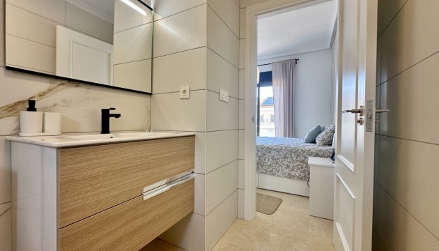 Reventa - Adosado - San Miguel de Salinas