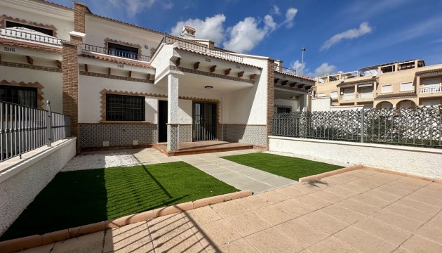 Reventa - Adosado - San Miguel de Salinas