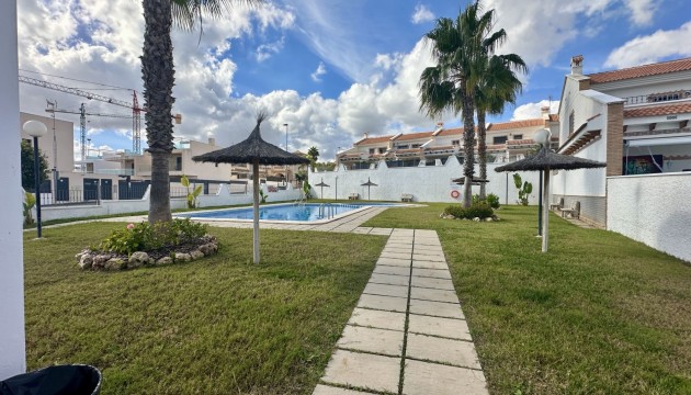 Reventa - Adosado - San Miguel de Salinas