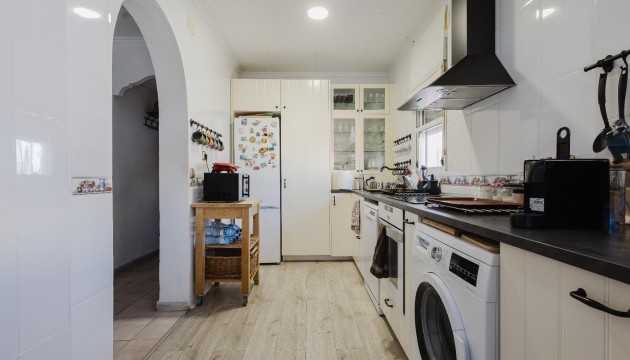 Resale - Detached Villa - Torrevieja - La Siesta - El Salado -  Torreta