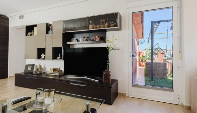 Resale - Detached Villa - Torrevieja - La Siesta - El Salado -  Torreta