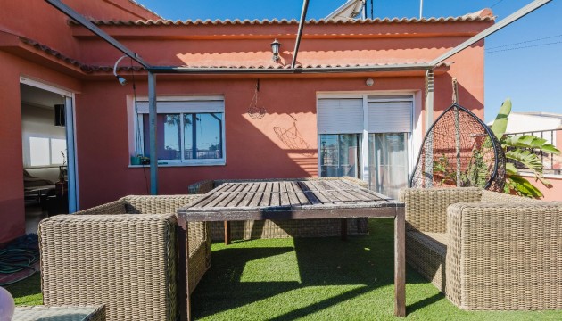 Resale - Detached Villa - Torrevieja - La Siesta - El Salado -  Torreta