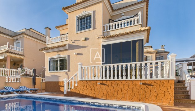 Wiederverkauf - Detached Villa - Pinar de Campoverde