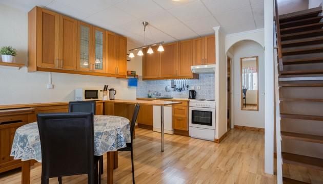 Перепродажа - Таунхаус - Torrevieja - La Siesta - El Salado -  Torreta