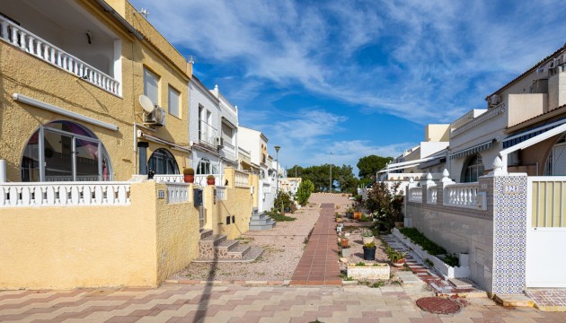 Перепродажа - Таунхаус - Torrevieja - La Siesta - El Salado -  Torreta
