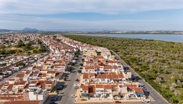 Перепродажа - Таунхаус - Torrevieja - La Siesta - El Salado -  Torreta