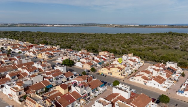 Перепродажа - Таунхаус - Torrevieja - La Siesta - El Salado -  Torreta