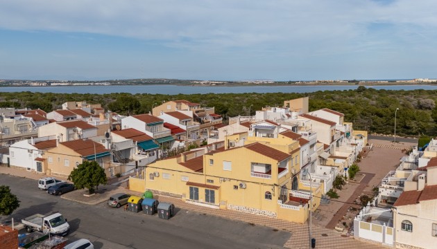 Перепродажа - Таунхаус - Torrevieja - La Siesta - El Salado -  Torreta