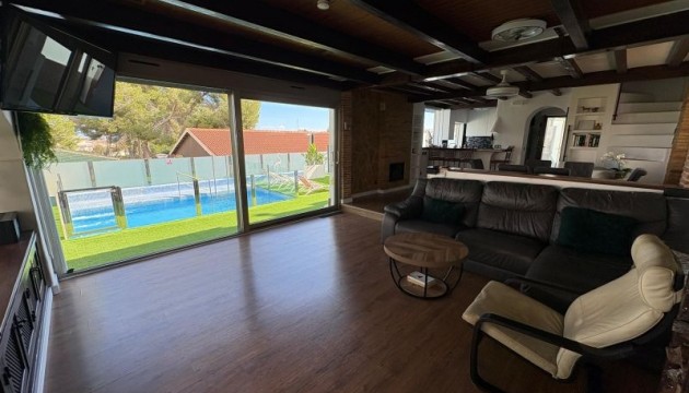 Resale - Detached Villa - Orihuela Costa