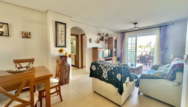 Resale - Apartment - Mil Palmeras