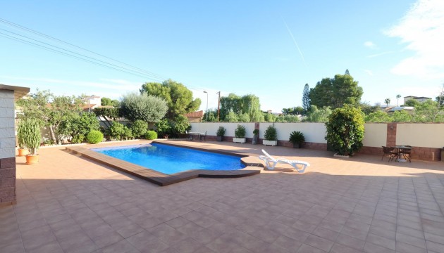 Resale - Detached Villa - Torrevieja - Los Balcones - Los Altos del Edén