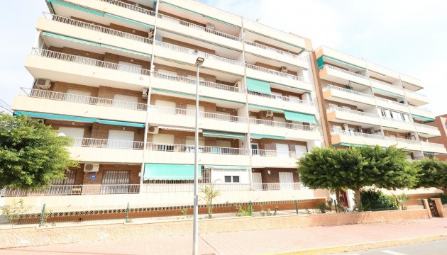Resale - Apartment - Torrevieja - Punta Prima