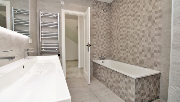 Resale - Detached Villa - Orihuela Costa - Las Ramblas