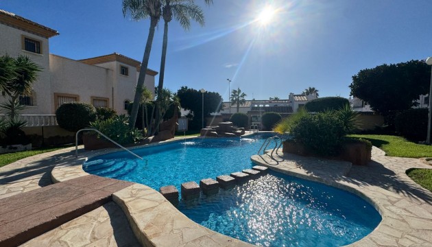 Resale - Townhouse - Orihuela Costa - Villamartín