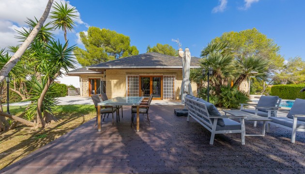 Resale - Detached Villa - Orihuela Costa - Villamartín