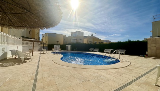 Resale - Semi Detached Villa - Orihuela Costa - Los Altos