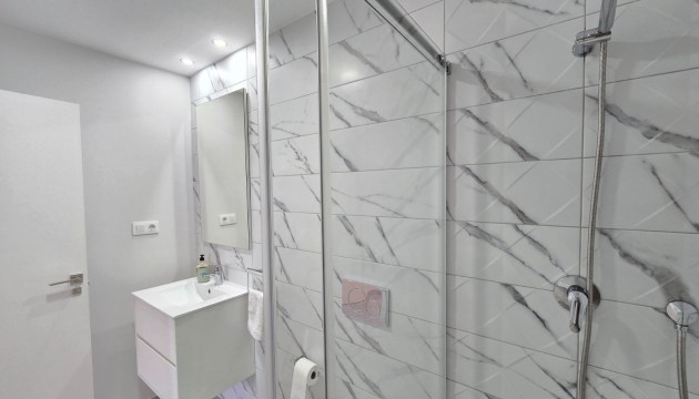 Resale - Apartment - Orihuela Costa - Villamartín *