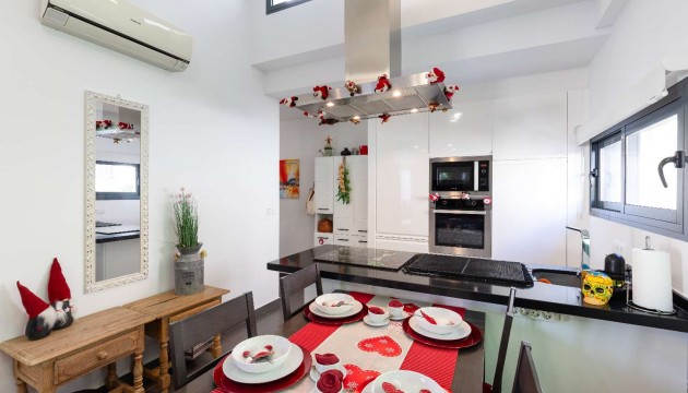 Resale - House - Orihuela - Orihuela Costa