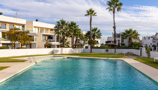 Resale - House - Orihuela - Orihuela Costa