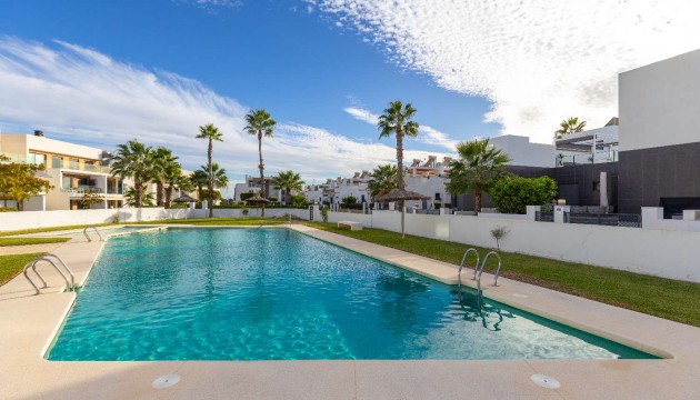 Resale - House - Orihuela - Orihuela Costa