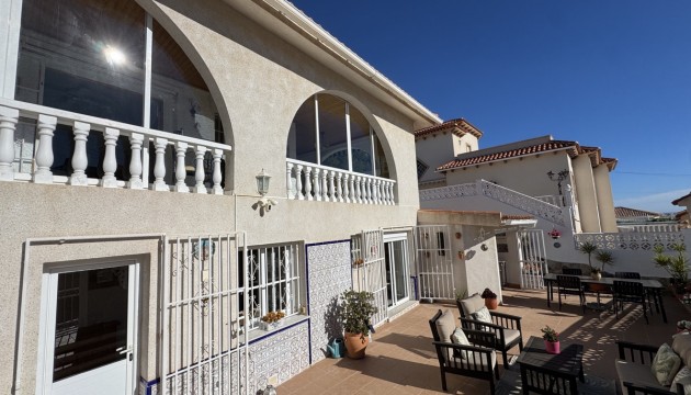 Resale - Detached Villa - Orihuela Costa - Villamartín