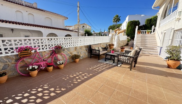 Resale - Detached Villa - Orihuela Costa - Villamartín