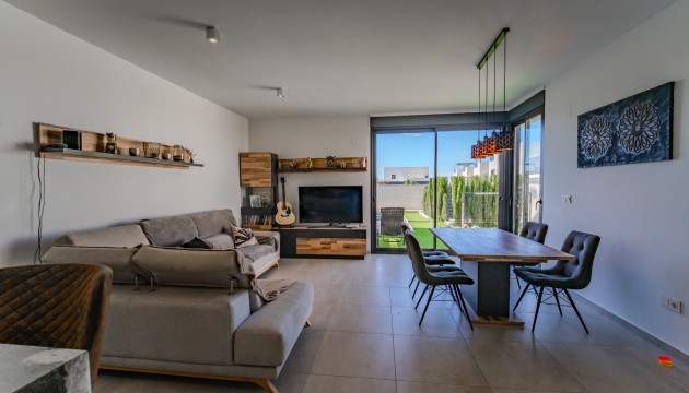 Resale - Semi Detached Villa - Benijófar - Benijofar