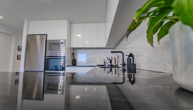 Resale - Semi Detached Villa - Benijófar - Benijofar