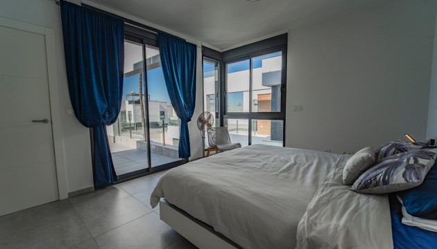 Resale - Semi Detached Villa - Benijófar - Benijofar