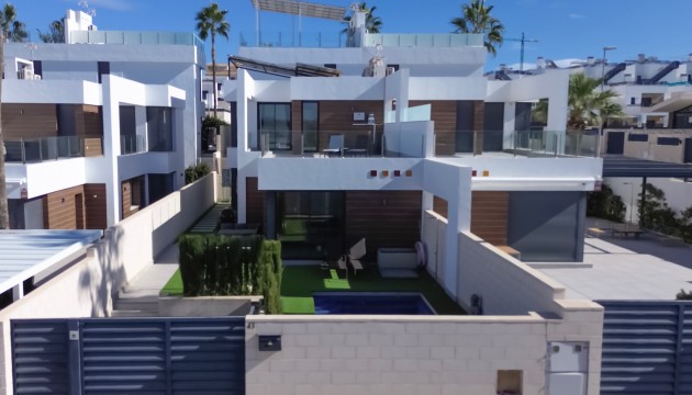 Resale - Semi Detached Villa - Benijófar - Benijofar