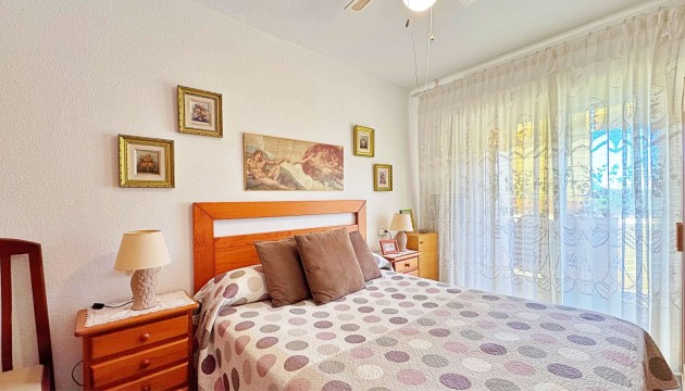 Resale - Apartment - Torrevieja - Punta Prima