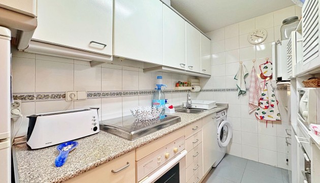 Resale - Apartment - Torrevieja - Punta Prima