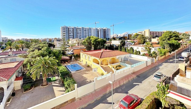 Resale - Apartment - Torrevieja - Punta Prima