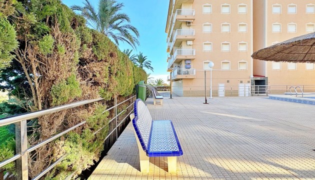 Resale - Apartment - Torrevieja - Punta Prima