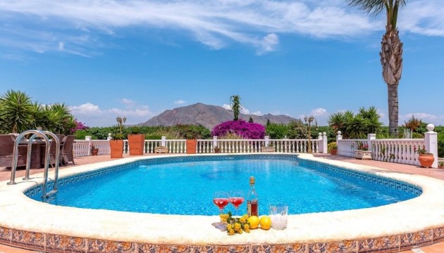 Resale - Detached Villa - Orihuela - La Campaneta