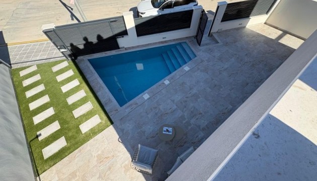 Перепродажа - отдельная вилла - Pinar de Campoverde