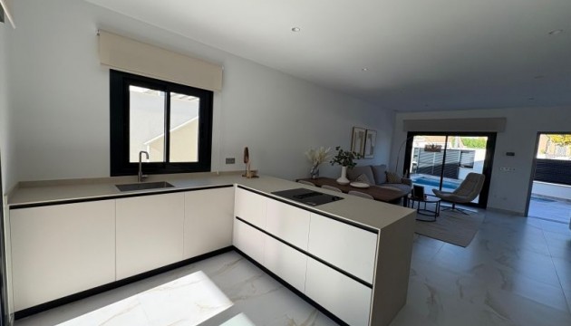 Перепродажа - отдельная вилла - Pinar de Campoverde