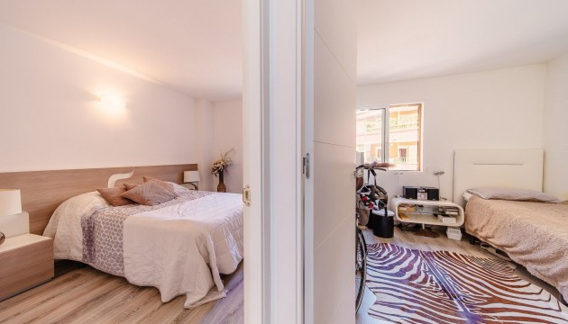 Resale - Apartment - Torrevieja - Playa del Cura