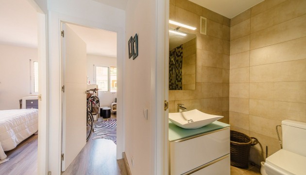 Resale - Apartment - Torrevieja - Playa del Cura