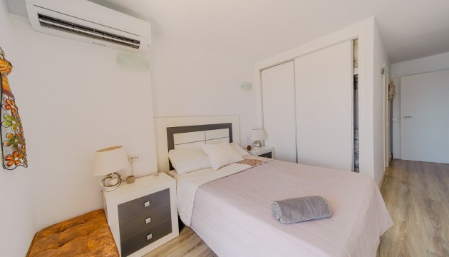 Resale - Apartment - Torrevieja - Playa del Cura