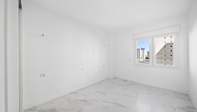 Resale - Apartment - Torrevieja - Punta Prima